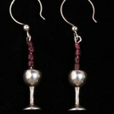 Wine glass earrings with Garnets